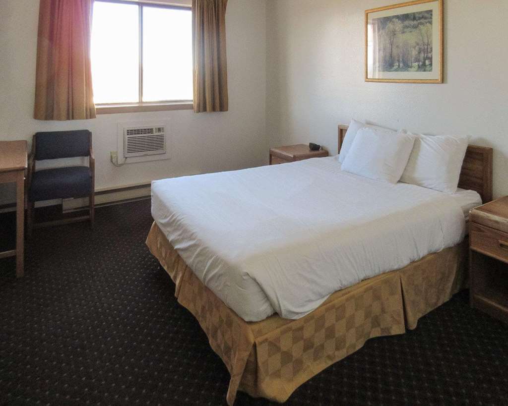 Rodeway Inn Μπόουζμαν Δωμάτιο φωτογραφία