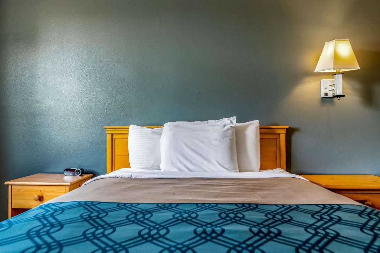 Rodeway Inn Μπόουζμαν Εξωτερικό φωτογραφία