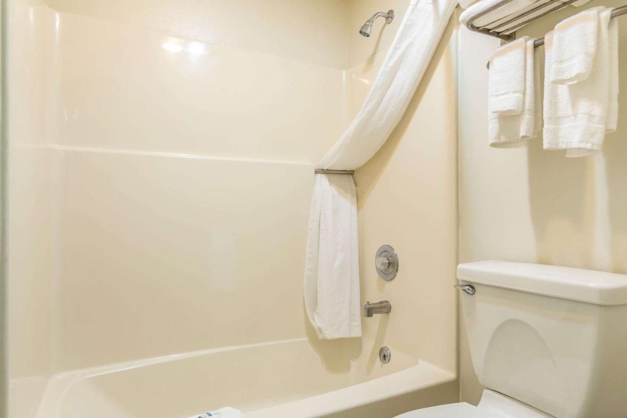 Rodeway Inn Μπόουζμαν Εξωτερικό φωτογραφία